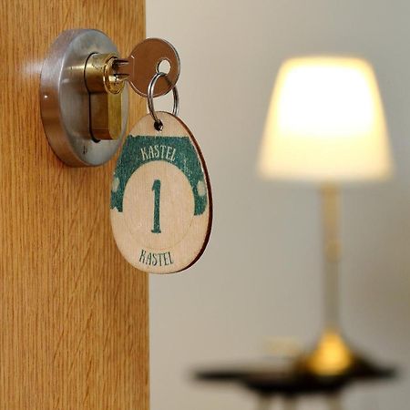 Hotel Zámek Nečtiny Esterno foto