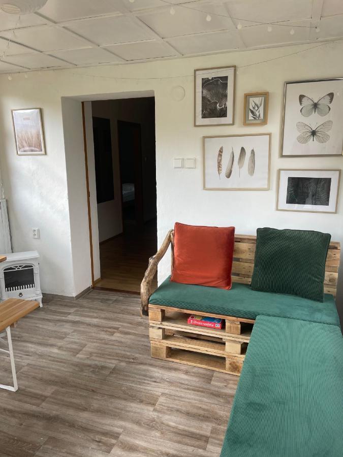 Hotel Zámek Nečtiny Esterno foto