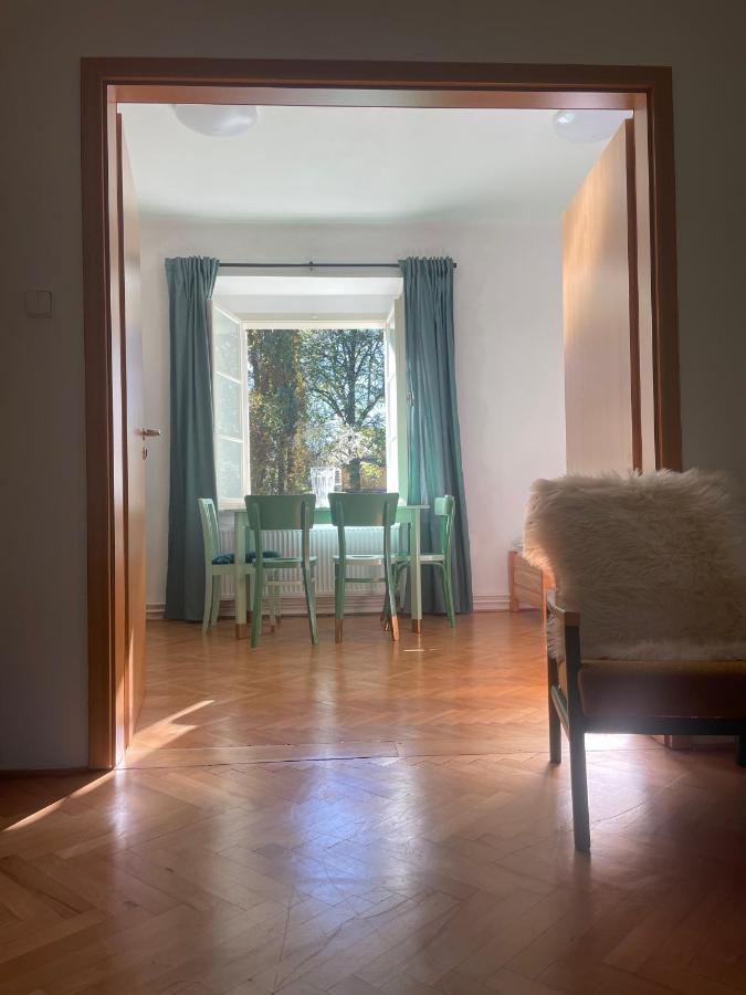 Hotel Zámek Nečtiny Esterno foto