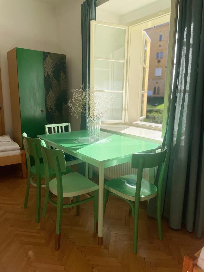 Hotel Zámek Nečtiny Esterno foto